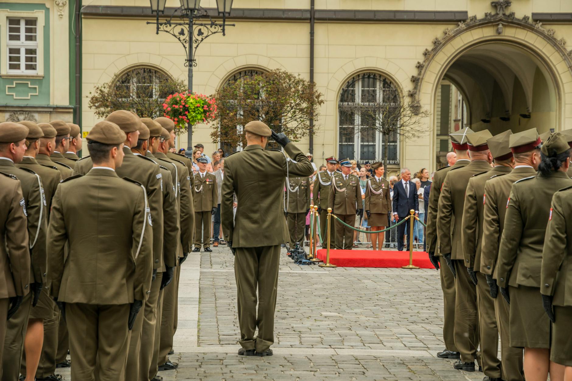 Praca w Rzeszowie: Jednostka wojskowa szuka pracowników